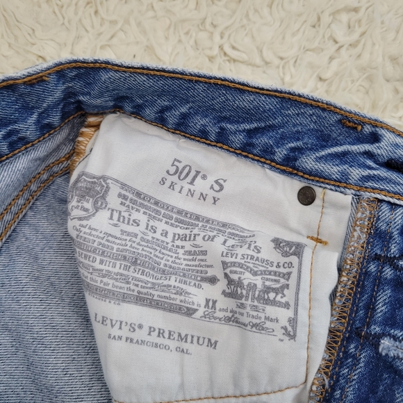 Levis 501s Skinny Jeans - Picture 6 of 16